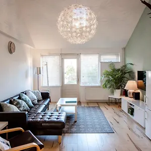 De Lijsterhof Apartment
